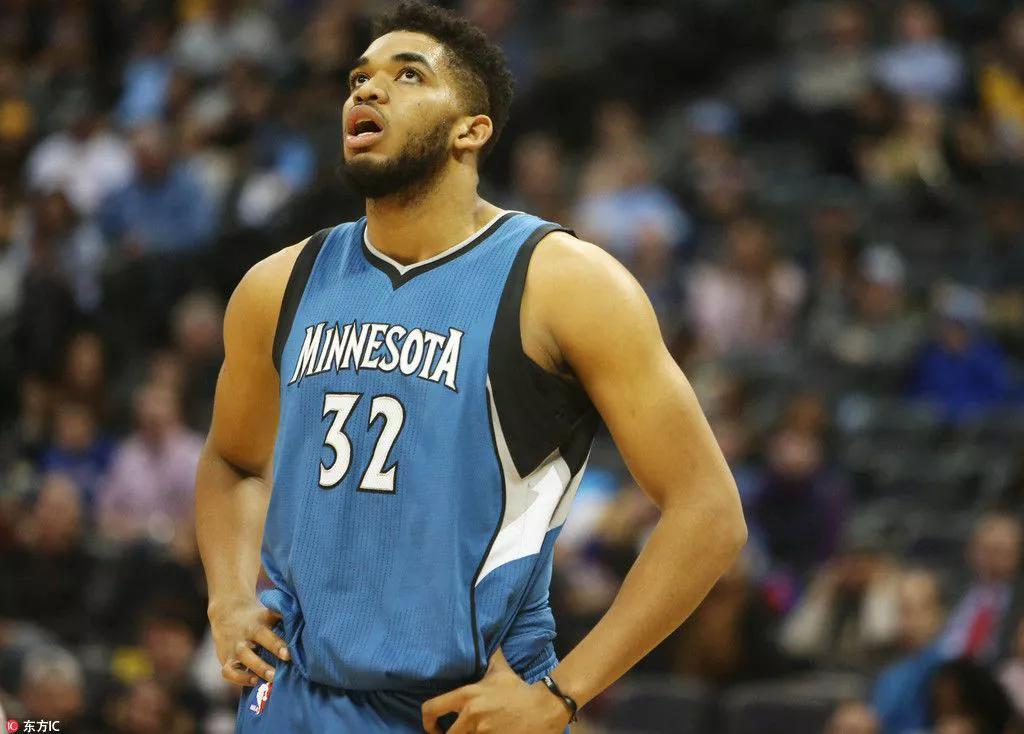 在客场比赛 在客场比赛