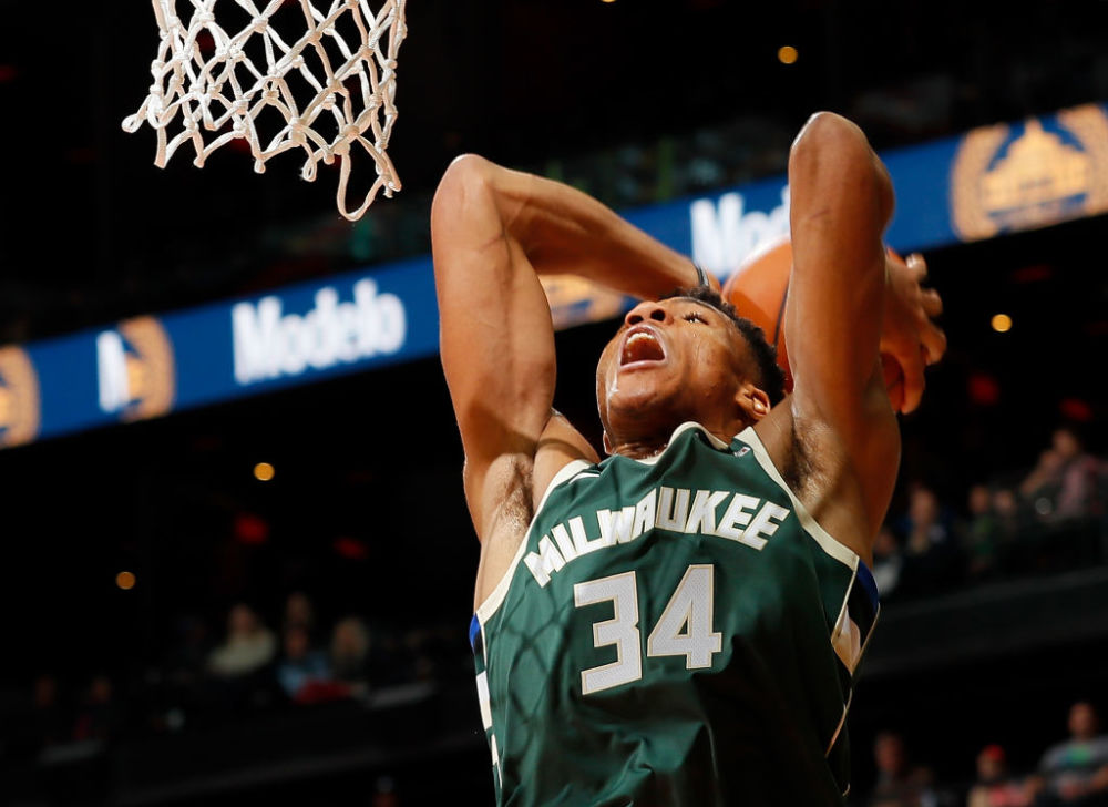 赛况紧要且 赛况紧要且