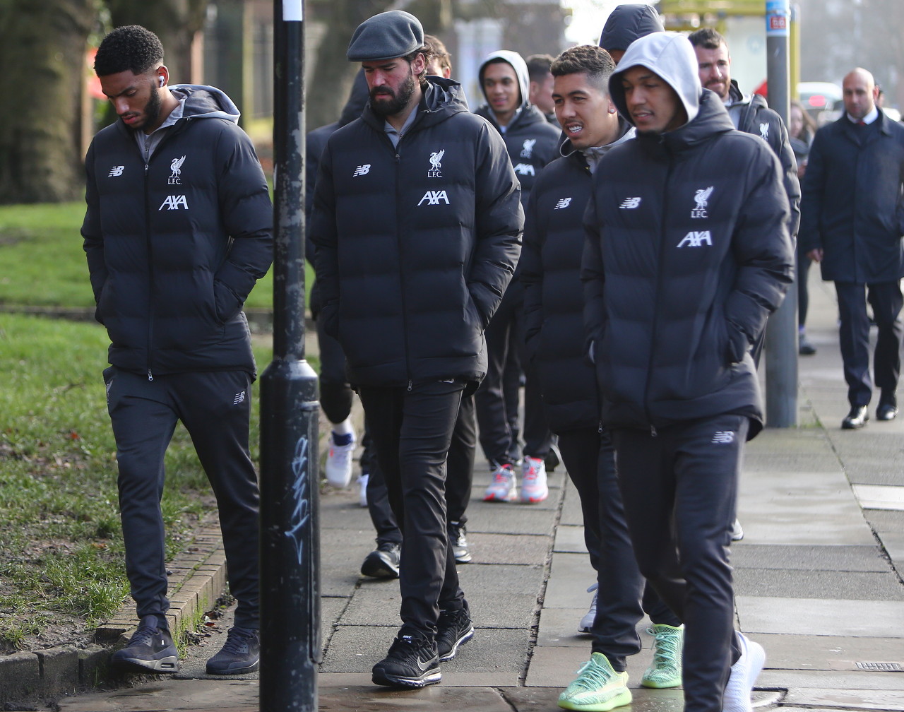 反丢球后的 反丢球后的