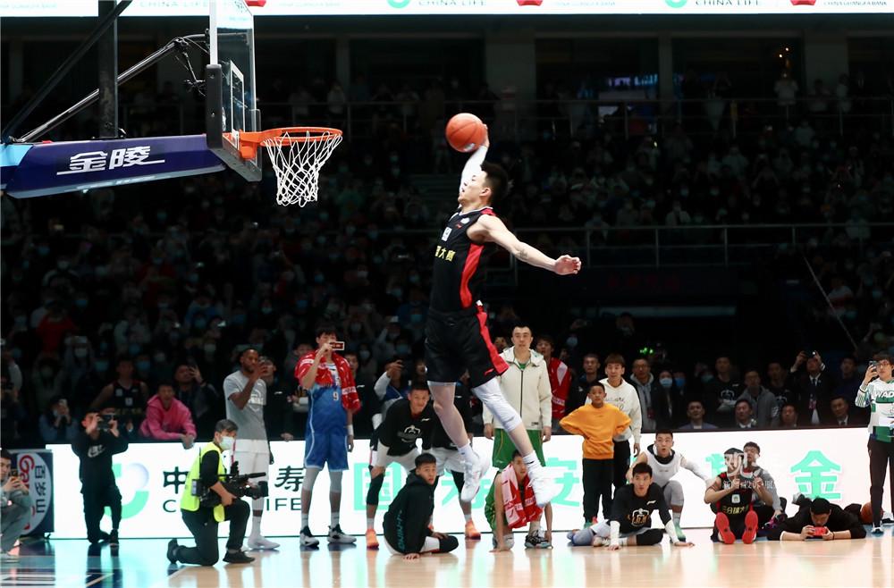 他又能顺势 他又能顺势